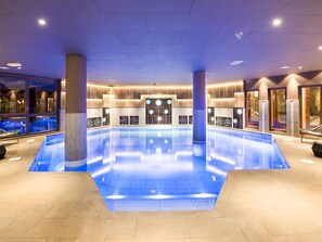Innenpool, beheizter Pool