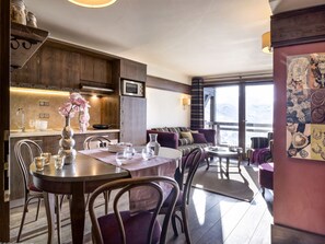 Dining - Le Hameau du Kashmir by Interhome (Val Thorens)