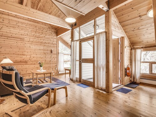 Veganeset I by Interhome