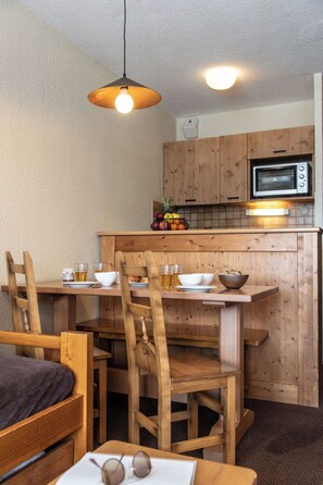 Dining - Le Cheval Blanc Classique by Interhome (Val Thorens)