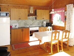 Fridge, microwave, toaster, highchair