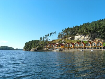 Rorbuen by Interhome