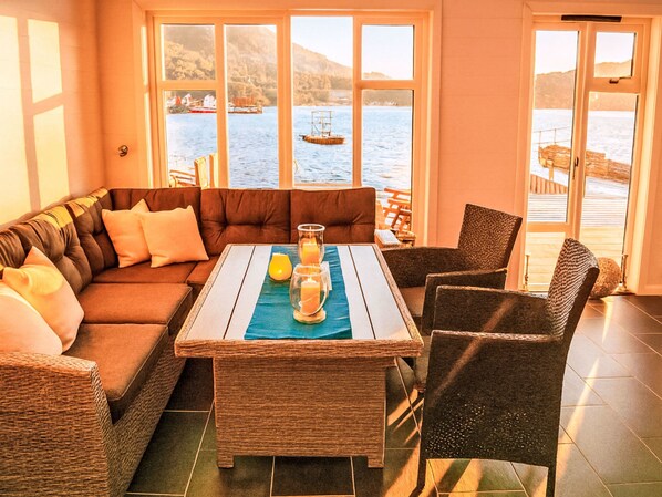 تناول الطعام