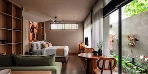Family Studio Suite, 1 King Bed with Sofa bed, Garden View