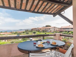 Outdoor dining - Spinnaker by Interhome (Palau)