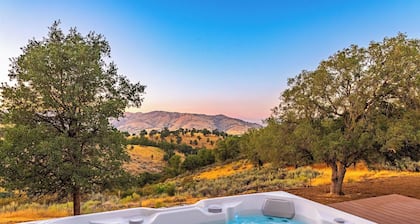 Beautiful Hacienda style home! 4bed 2bath