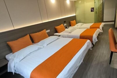 Lake Holiday Hotel