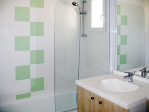 Bathroom - L'Allée des Dunes by Interhome (Ondres)