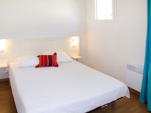 3 bedrooms, iron/ironing board, WiFi - Résidence Indigo II by Interhome (Biscarrosse)