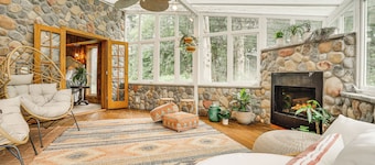 Picturesque Lake Elmo Cottage w/ Fire Pits!