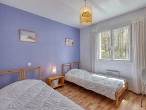 3 chambres, fer et planche à repasser, Wi-Fi