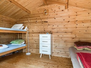 2 chambres, fer et planche à repasser