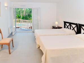 4 bedrooms
