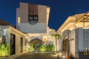 Fachada da propriedade