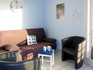 TV - Pamplemousse Face Mer by Interhome (Saint Jean de Monts)