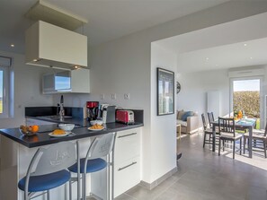 Dining - Ty Mamm by Interhome (Kerlouan)