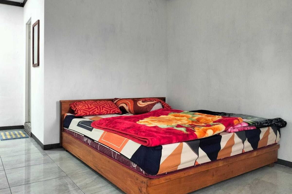 Panoramic Double Room | Desk, bed sheets