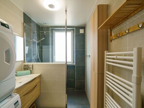 Hair dryer - l'Atlantique by Interhome (Crozon-Morgat)
