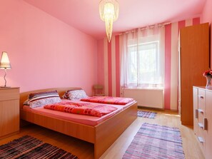 2 bedrooms, WiFi