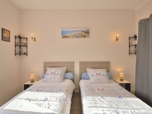 2 bedrooms