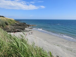 Beach nearby - Pen Er Guer by Interhome (St Gildas-de-Rhuys)