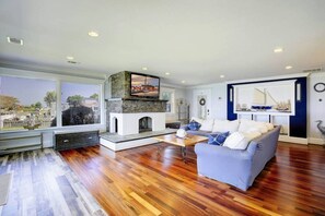 スマートテレビ