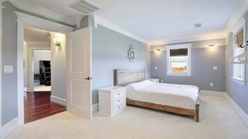 3 habitaciones, escritorio, tabla de planchar con plancha y wifi gratis