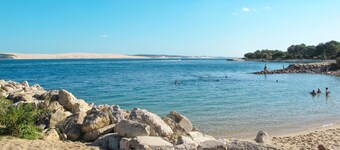 Les Hirondelles by Interhome