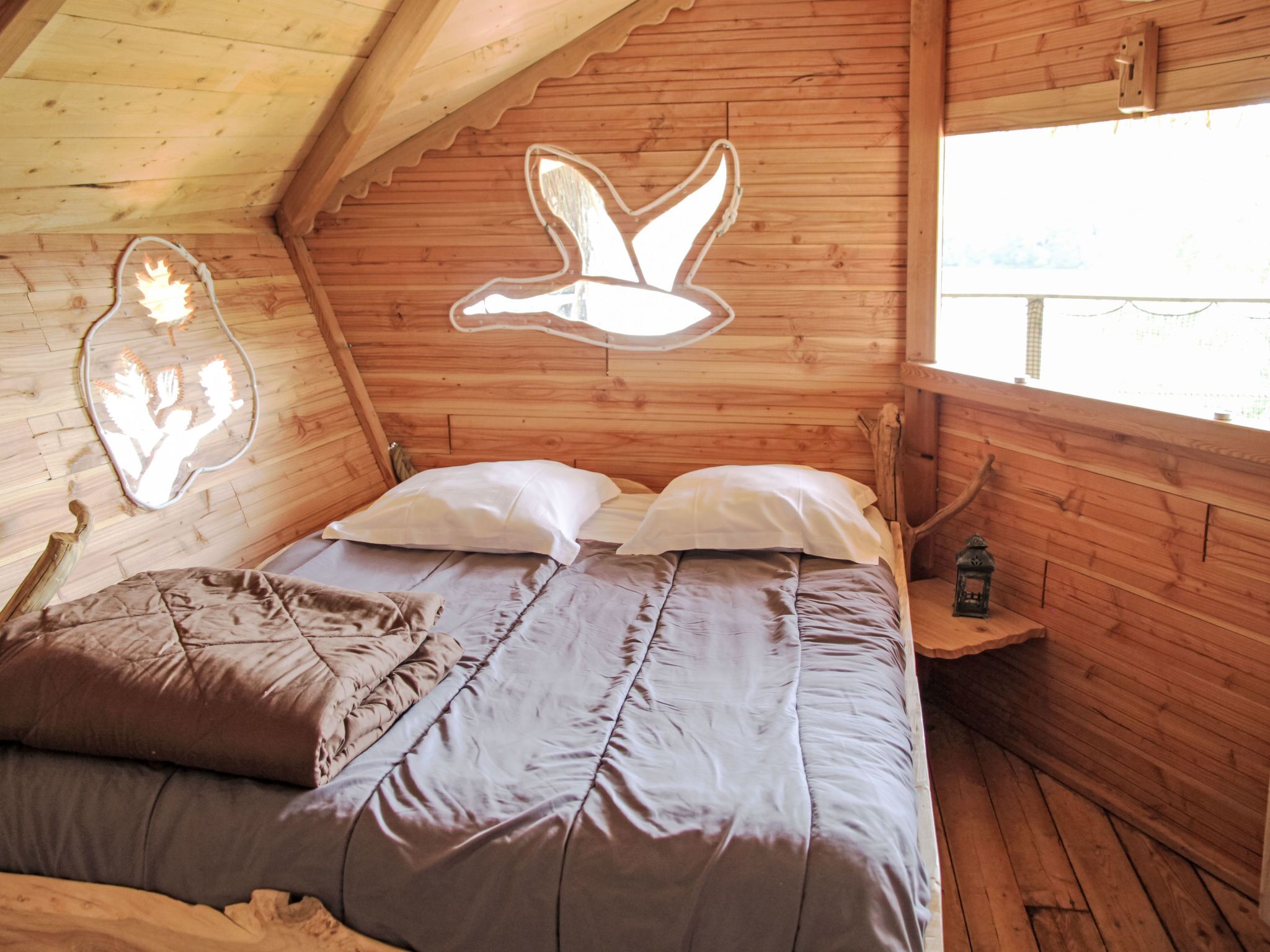 2 bedrooms, Internet