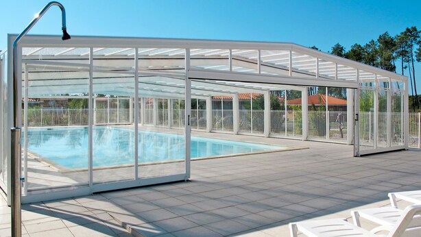 A heated pool - Le Domaine des Grands Lacs by Interhome (Parentis en Born)