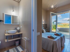 4 bedrooms, WiFi
