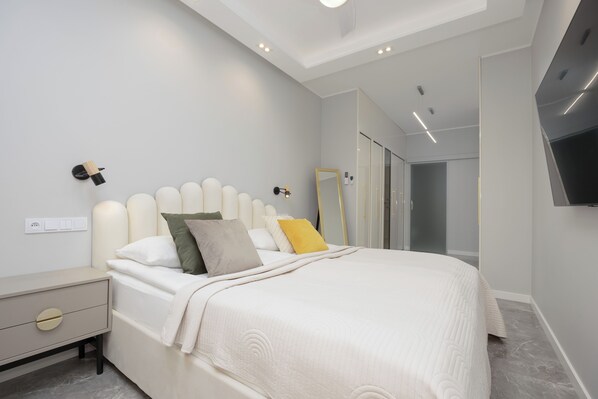 Apartment, 2 Bedrooms, Terrace | 2 bedrooms, desk, bed sheets - Two-bedroom Lux Apartment by Renters (Warsaw)