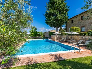 Pool - Michelangelo by Interhome (San Donato in Poggio)