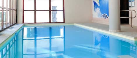 Innenpool, beheizter Pool