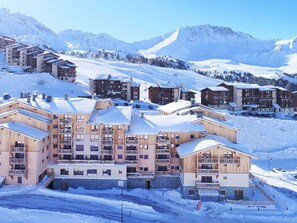 Exterior - Odalys Référence Front de Neige by Interhome (La Plagne)