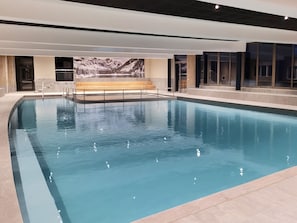 Innenpool, beheizter Pool