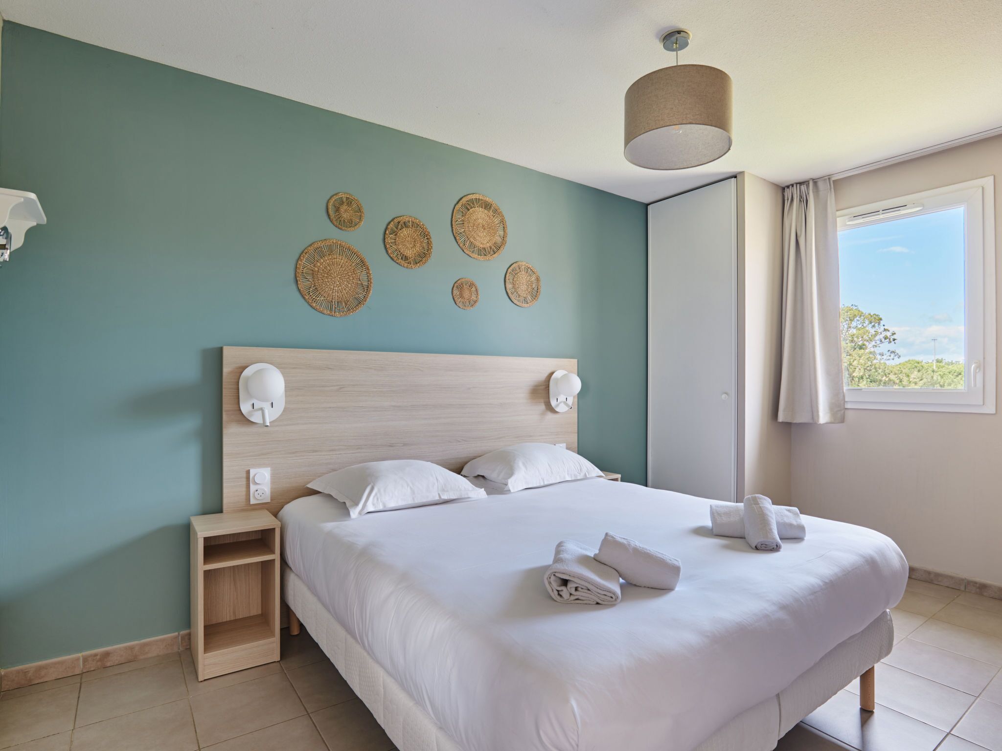 2 bedrooms, Internet