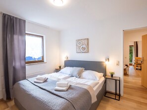 1 bedroom, desk, WiFi - Alpenchalet by Interhome (Zell am See)