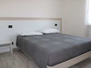 3 chambres, accès à Internet
