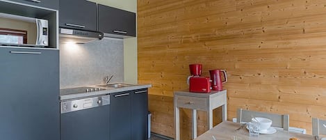 Fridge, microwave, dishwasher, toaster