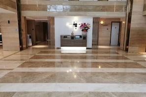 Interior - HanTing Hotel (Xiamen Airport Wuyuan Bay) (Xiamen)
