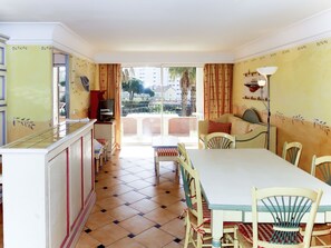 Dining - Port Marine 256A by Interhome (Sainte Maxime)