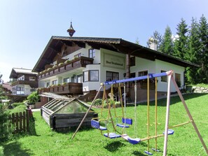 Children’s area - Bergkamerad by Interhome (Schladming)