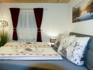 2 bedrooms, Internet