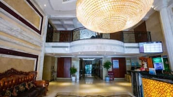 المنشأة من الداخل