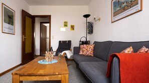 Fernseher, Stereoanlage