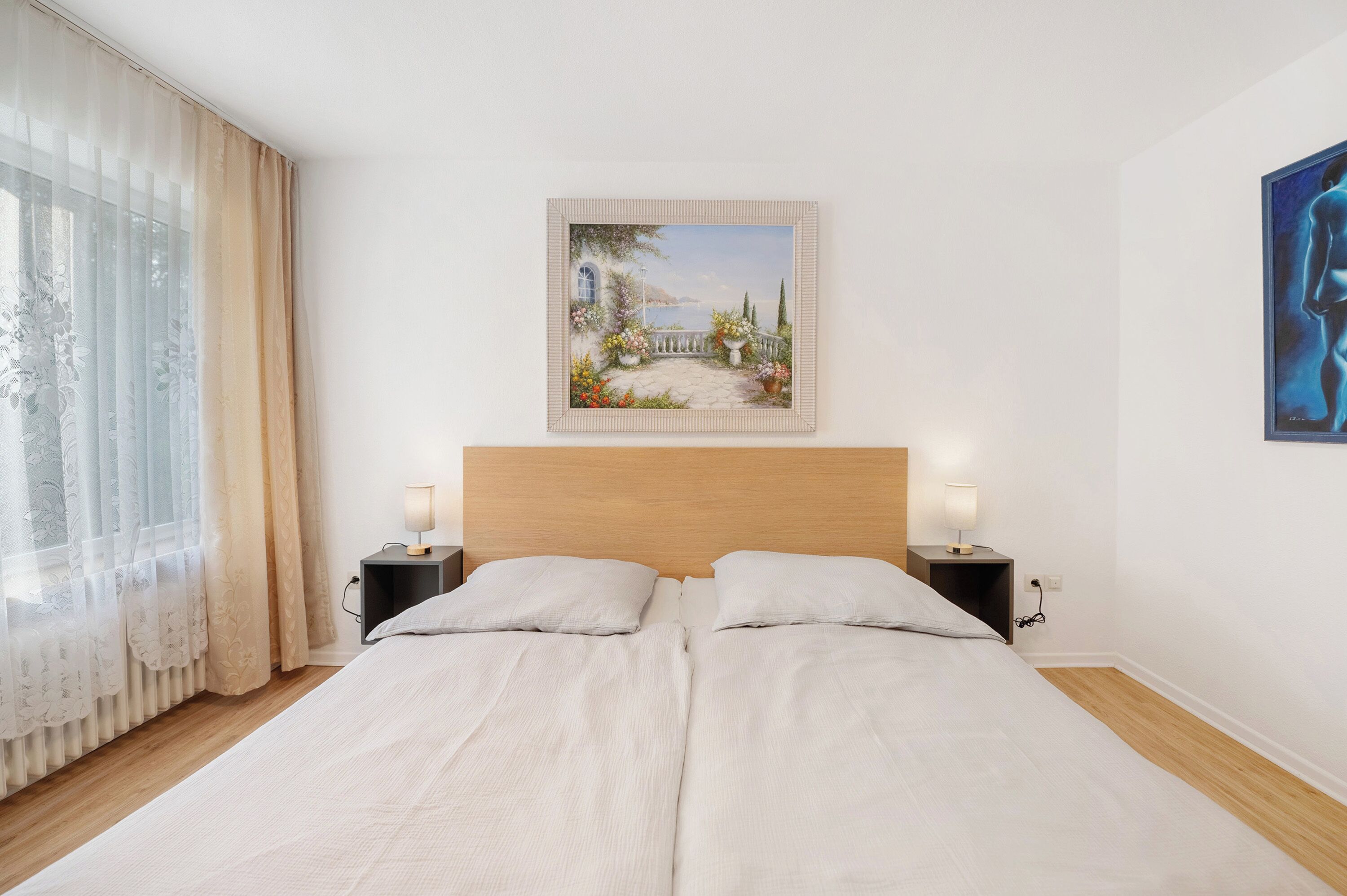 2 bedrooms, iron/ironing board, free WiFi, bed sheets