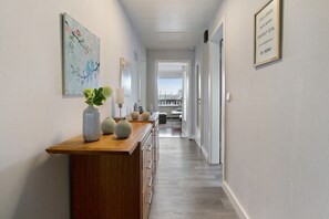 Interior - Holiday Apartment 'Helga Bauch' with Balcony and Wi-Fi (Klanxbüll)