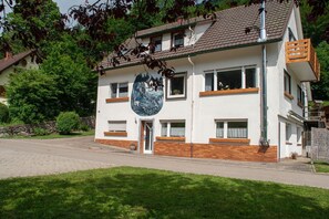 Exterior - Apartment 'Haus Strohmeier' with Private Terrace, Private Garden and Wi-Fi (Todtnau-Brandenberg)
