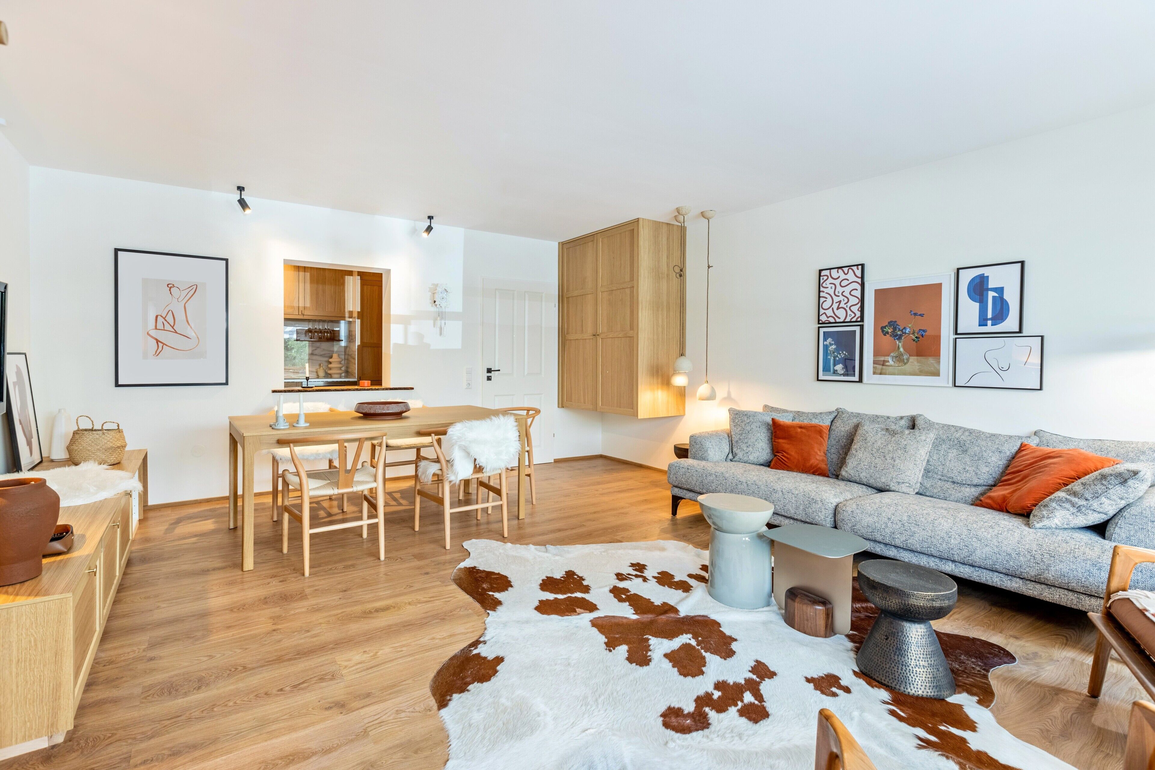 Fernseher, Tischtennisplatte